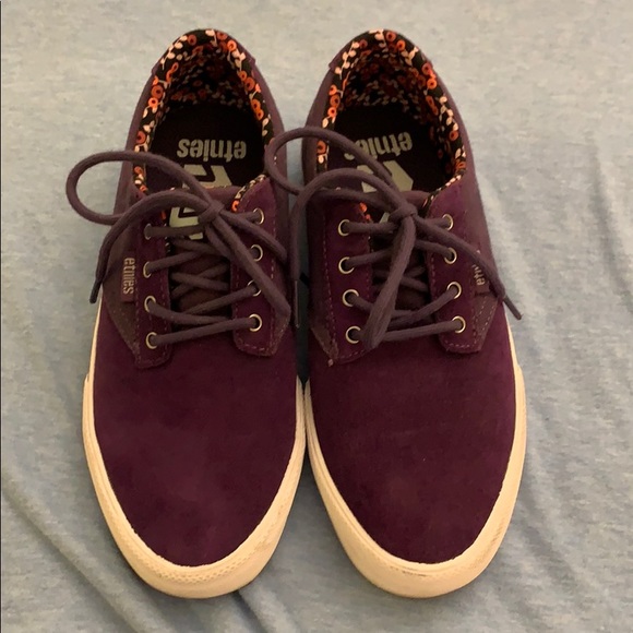 Etnies Shoes - Purple Etnies.